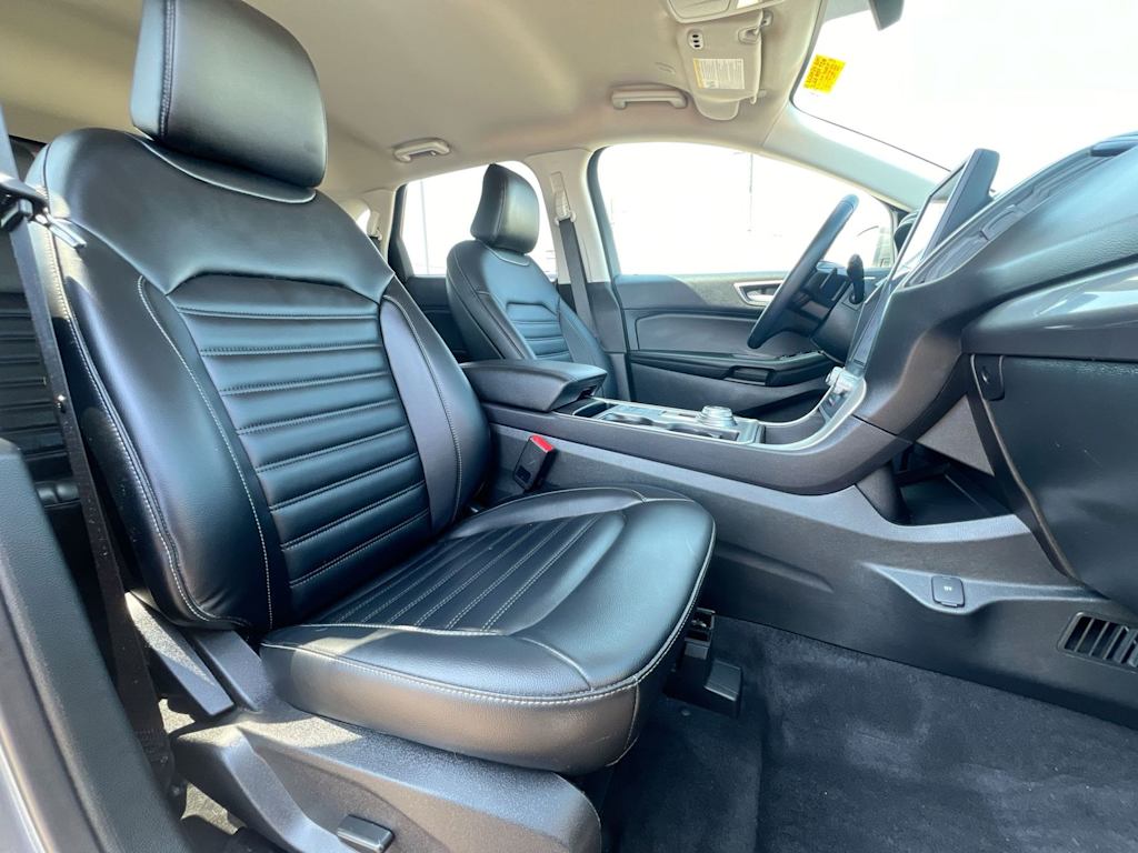 Thumbnail: 2023 Ford Edge - 11