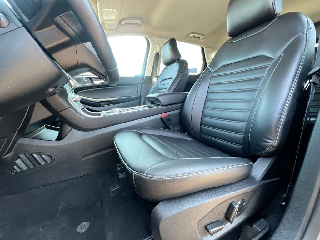 Thumbnail: 2023 Ford Edge - 12