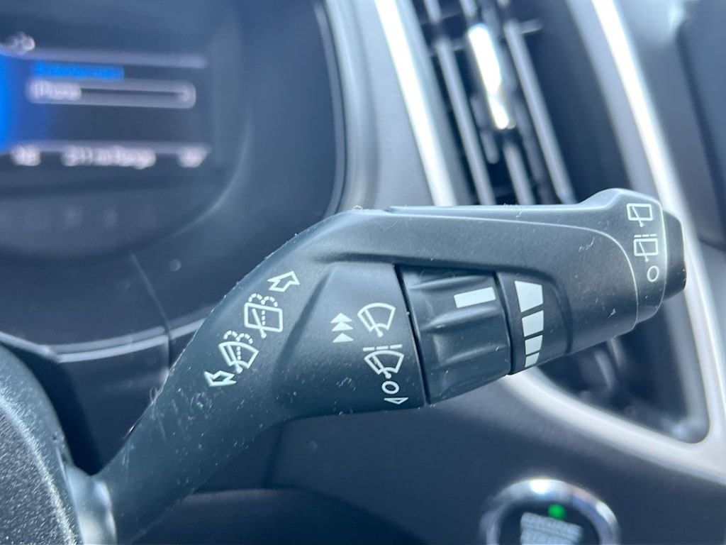 Thumbnail: 2023 Ford Edge - 14