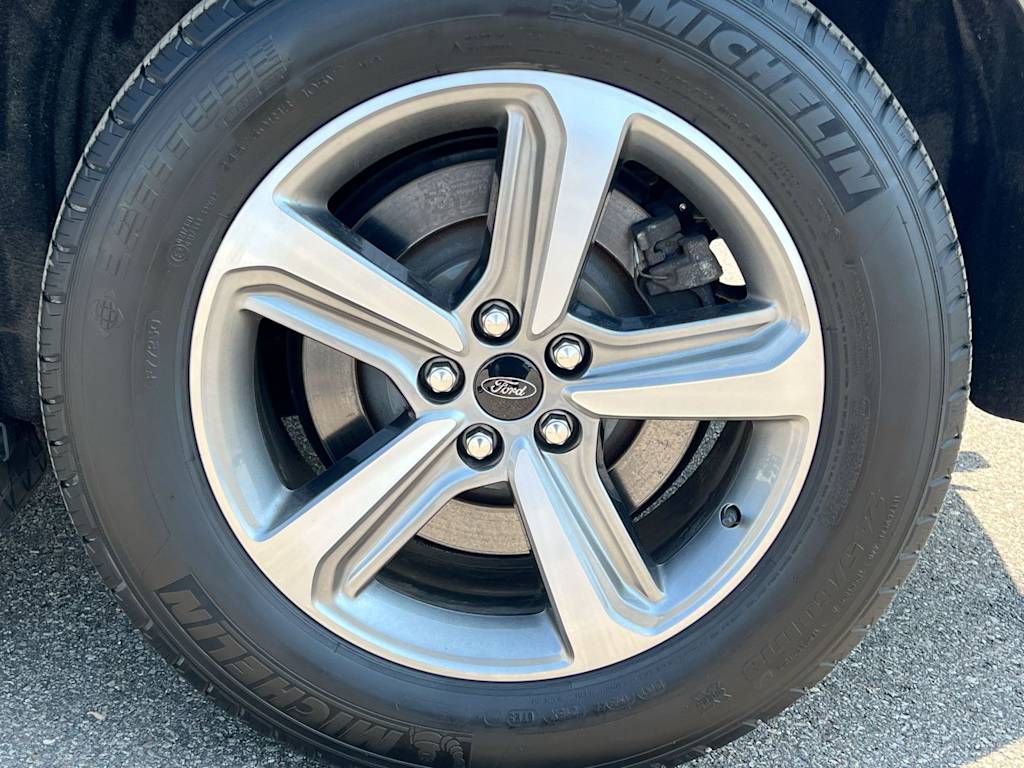 Thumbnail: 2023 Ford Edge - 8