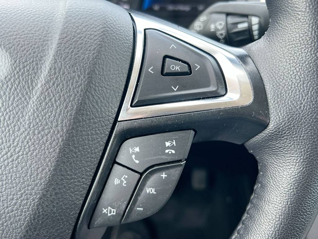 Thumbnail: 2023 Ford Edge - 29