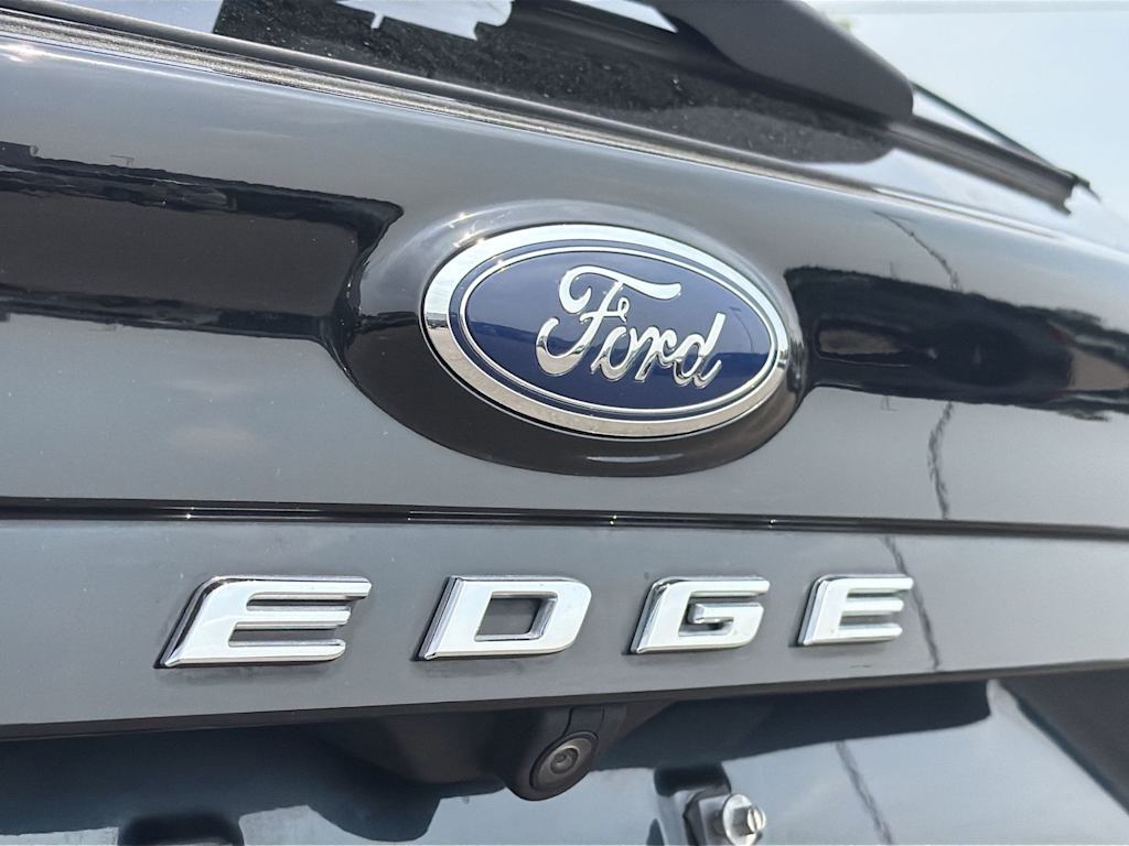Thumbnail: 2024 Ford Edge - 24