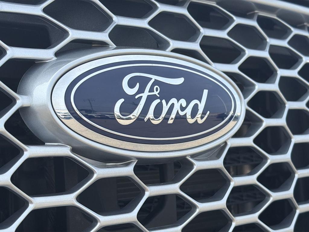 Thumbnail: 2024 Ford Edge - 7