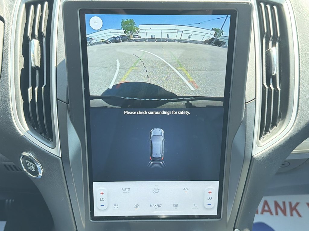 Thumbnail: 2024 Ford Edge - 32