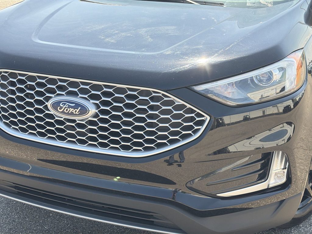 Thumbnail: 2024 Ford Edge - 23