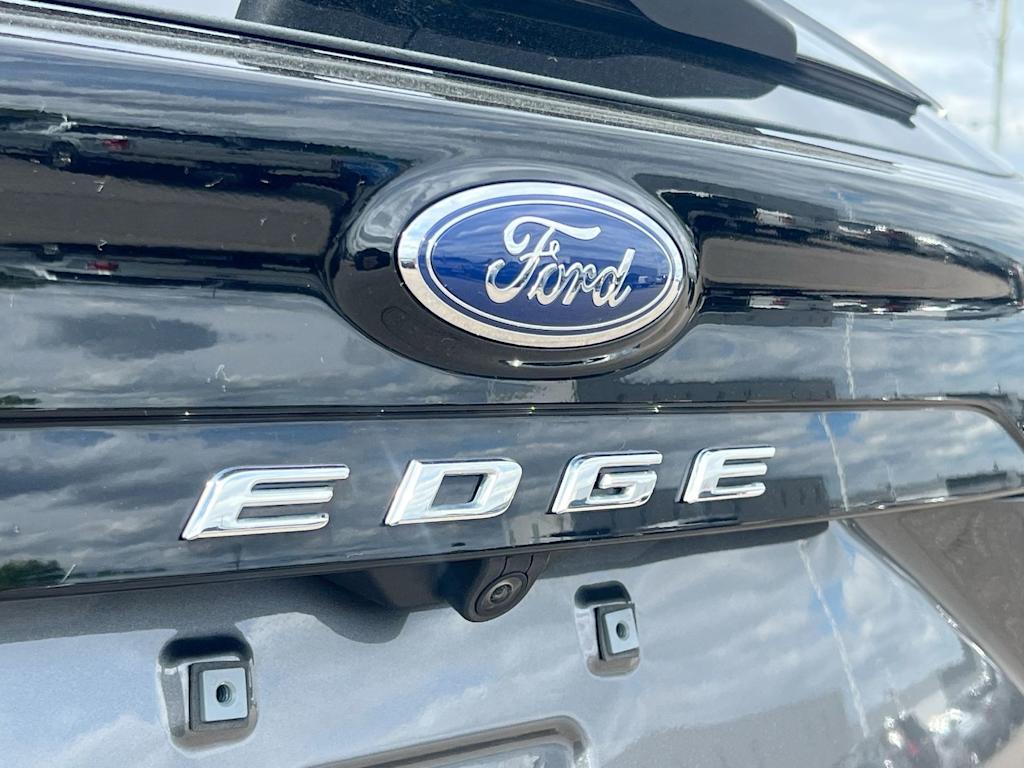 Thumbnail: 2024 Ford Edge - 7