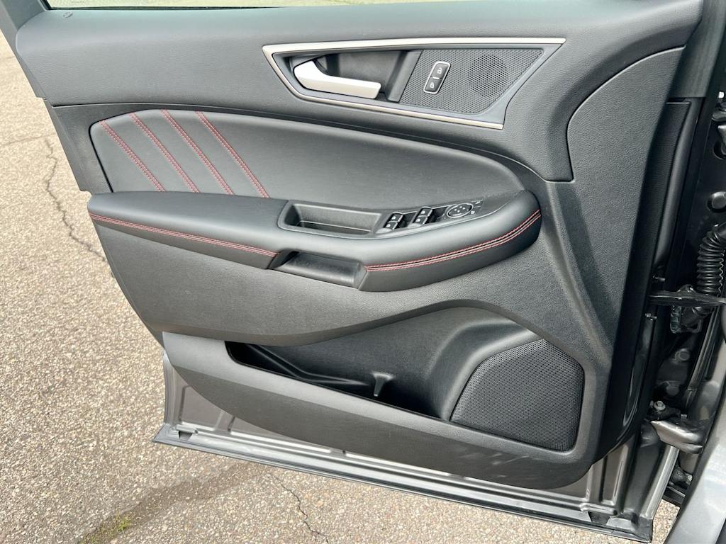 Thumbnail: 2024 Ford Edge - 34