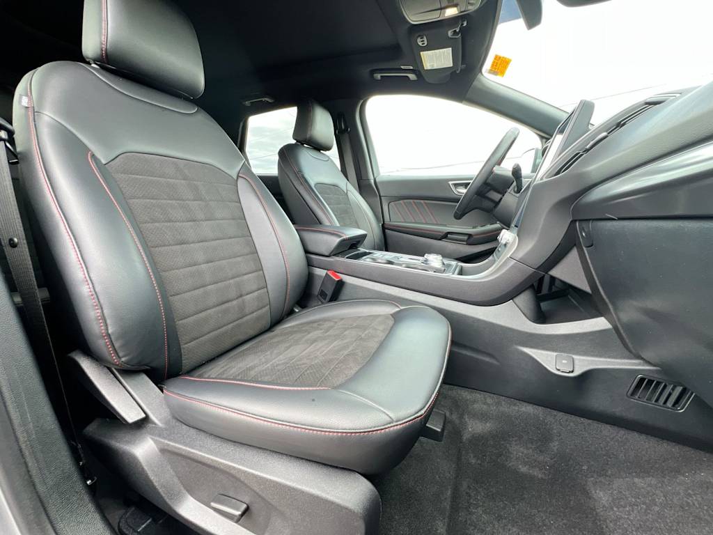 Thumbnail: 2024 Ford Edge - 28