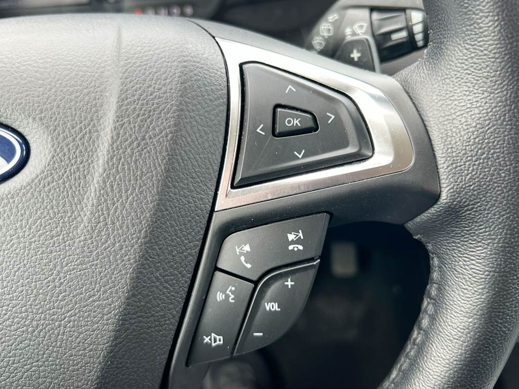 Thumbnail: 2023 Ford Edge - 29