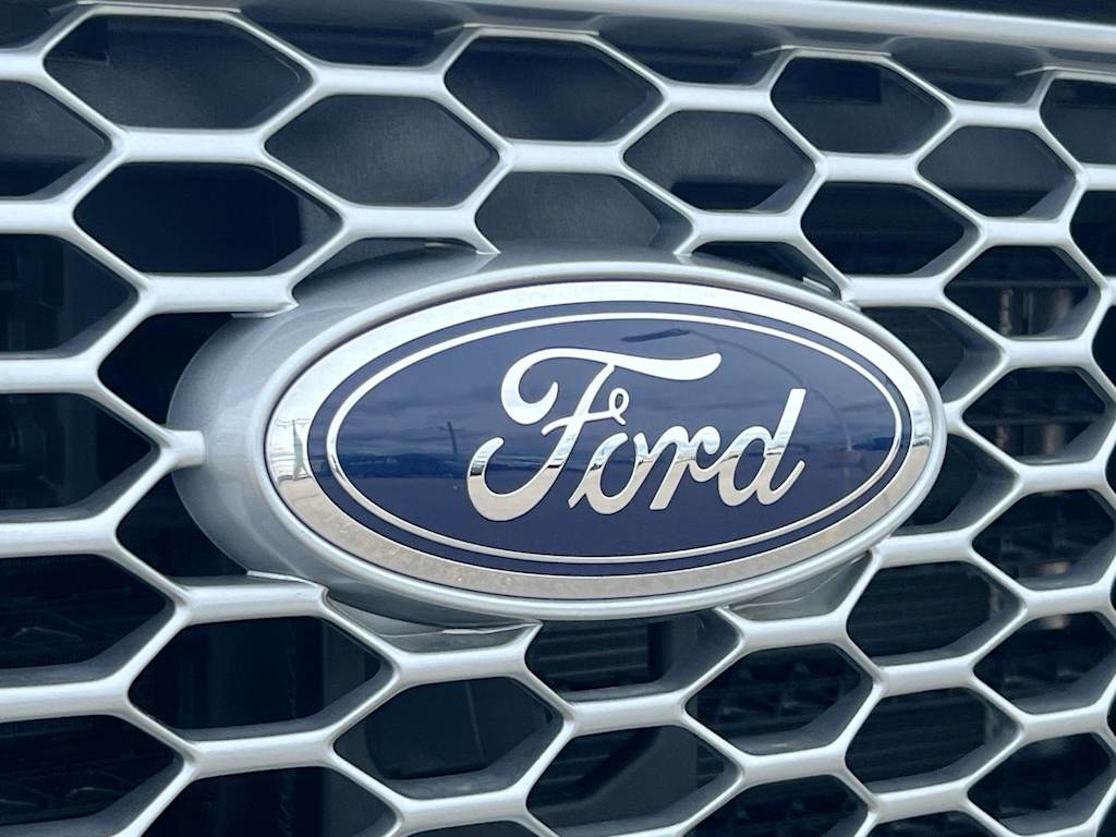 Thumbnail: 2023 Ford Edge - 23