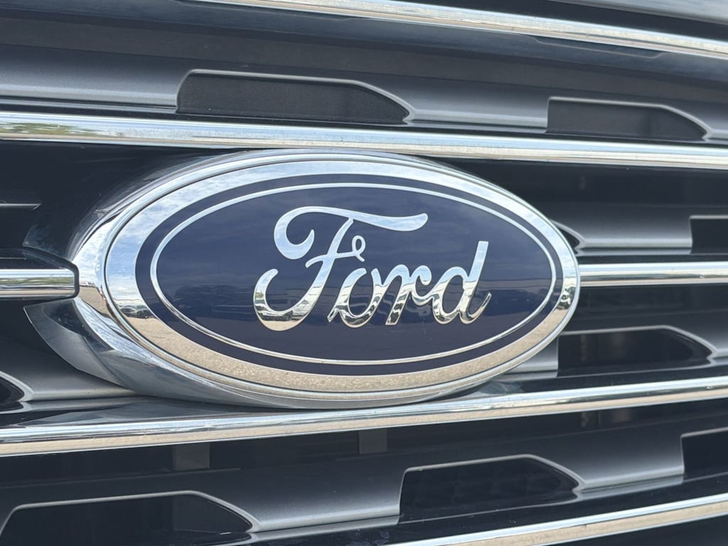 Thumbnail: 2022 Ford Edge - 7