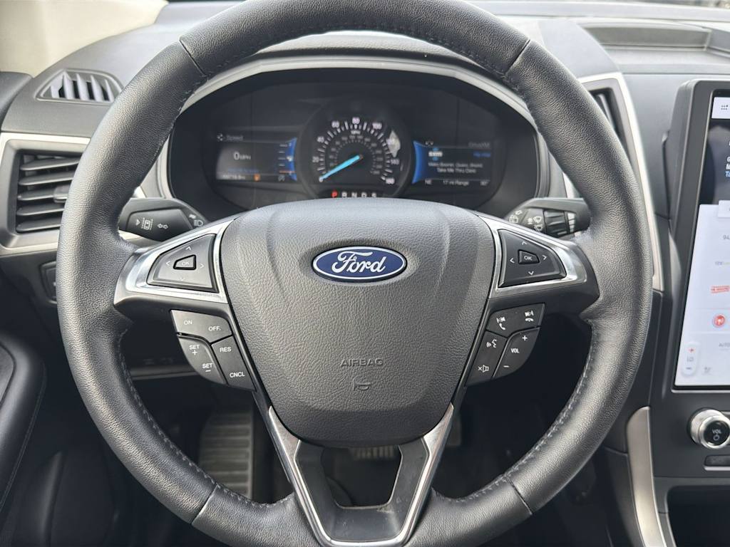 Thumbnail: 2022 Ford Edge - 9