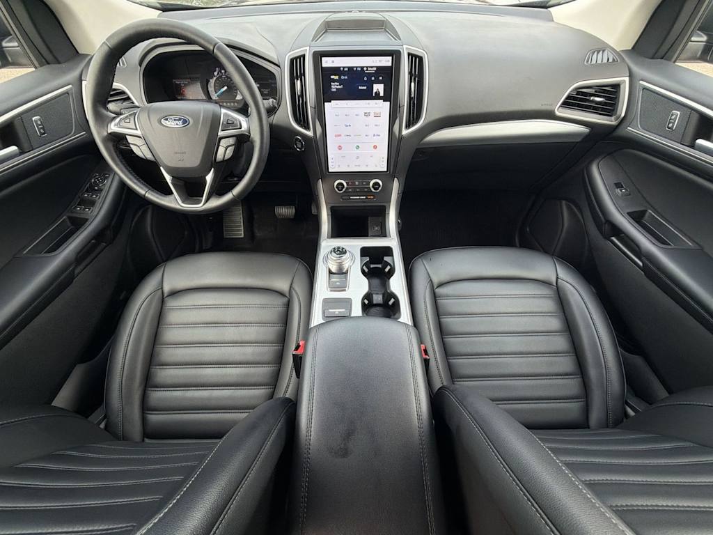Thumbnail: 2022 Ford Edge - 2