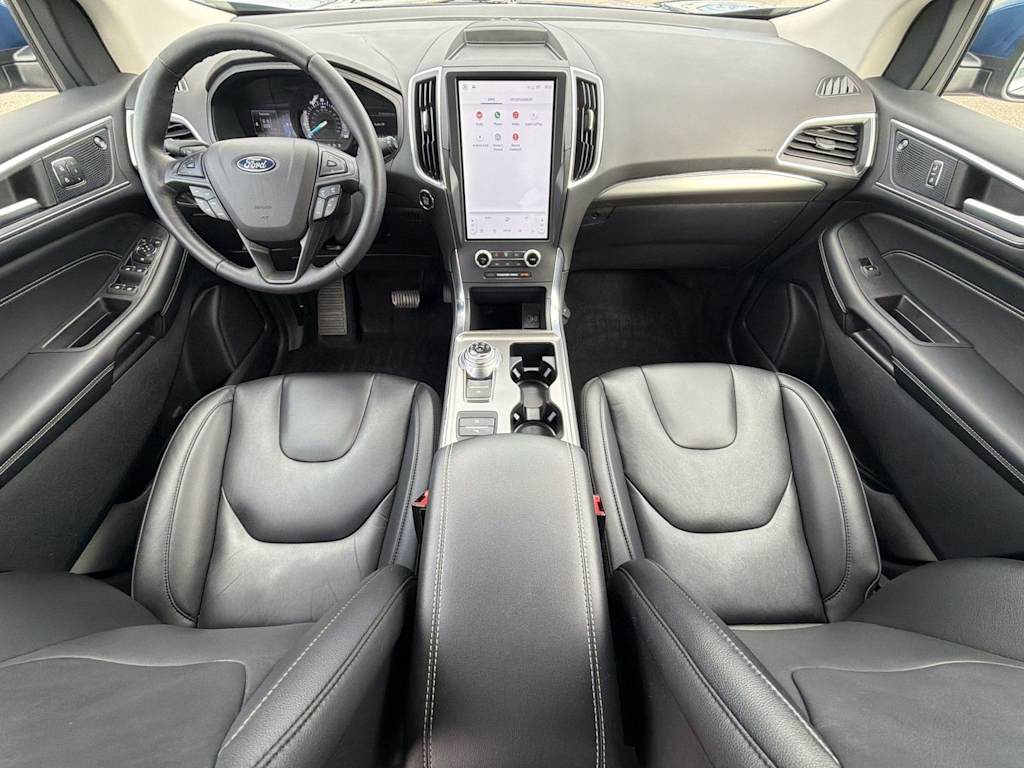 Thumbnail: 2022 Ford Edge - 2