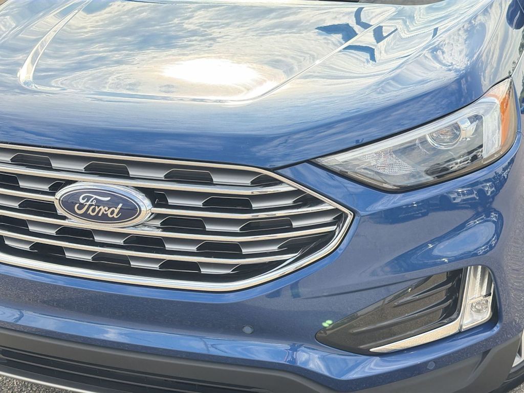 Thumbnail: 2022 Ford Edge - 23