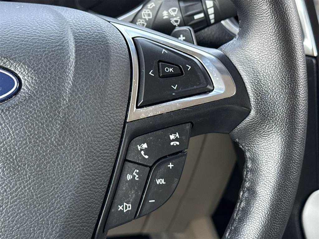 Thumbnail: 2018 Ford Edge - 31
