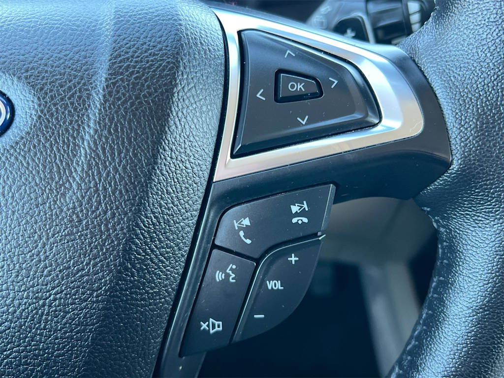 Thumbnail: 2021 Ford Edge - 29