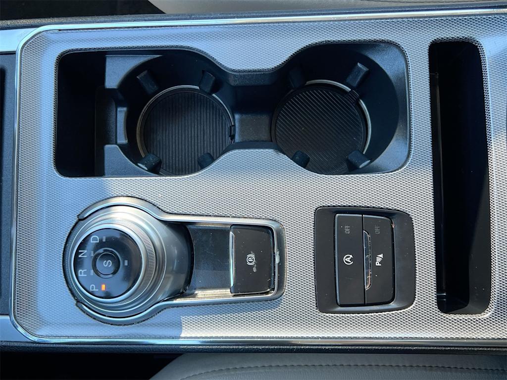 Thumbnail: 2021 Ford Edge - 35