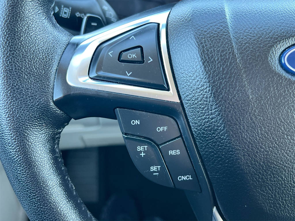 Thumbnail: 2021 Ford Edge - 28