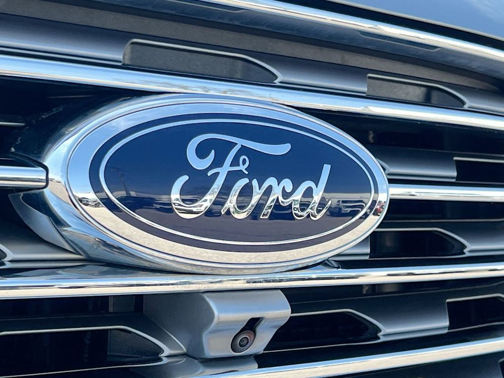 Thumbnail: 2024 Ford Edge - 22