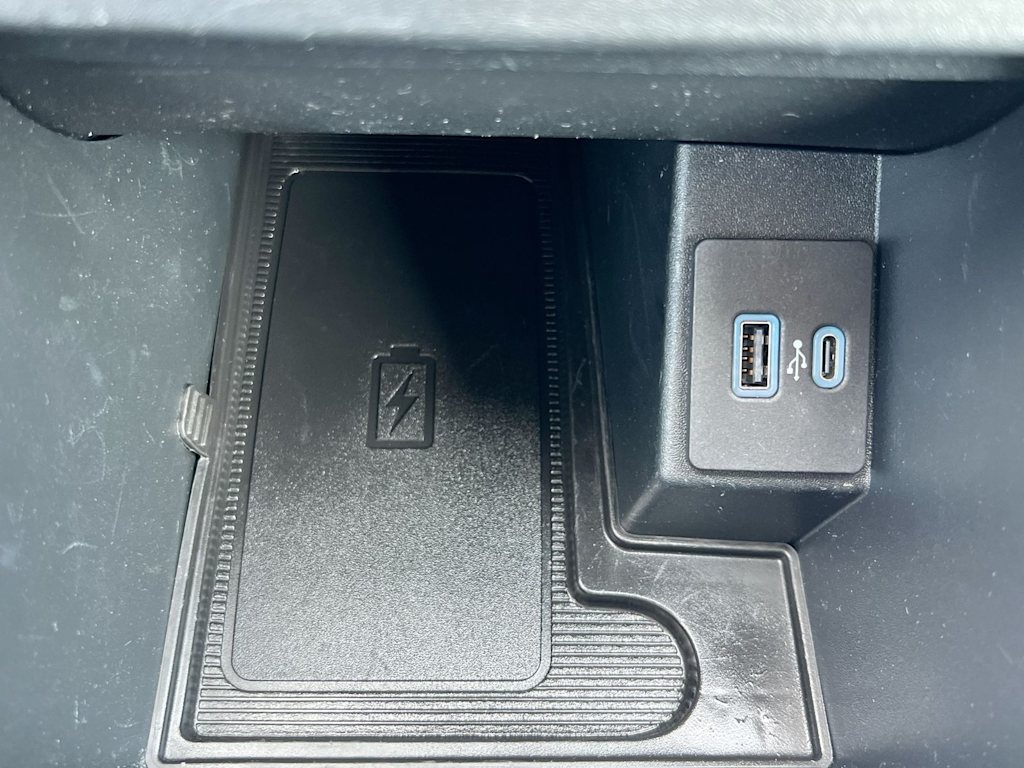 Thumbnail: 2024 Ford Edge - 33