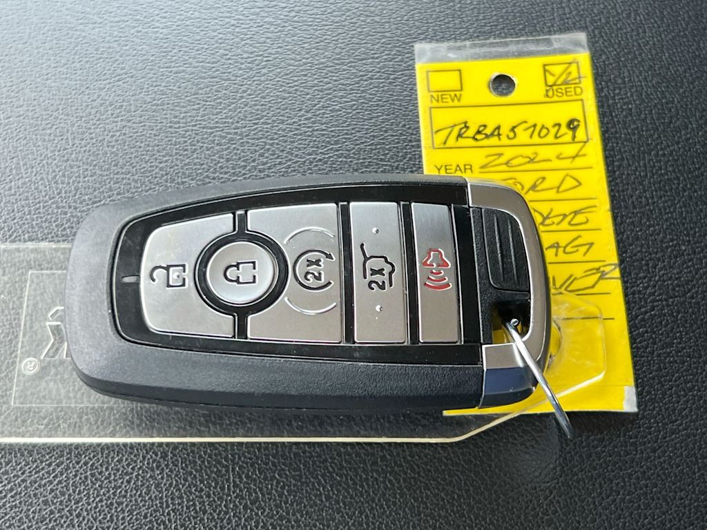 Thumbnail: 2024 Ford Edge - 16