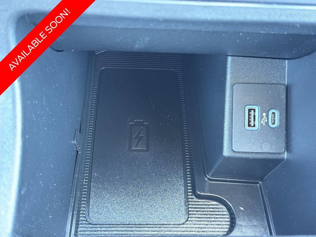 Thumbnail: 2024 Ford Edge - 31