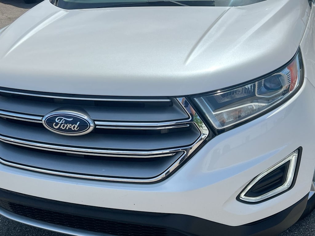 Thumbnail: 2015 Ford Edge - 22