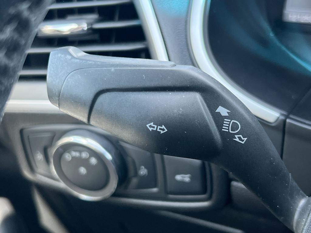 Thumbnail: 2015 Ford Edge - 30