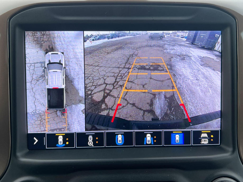 Thumbnail: 2022 Chevrolet Silverado 2500 - 30