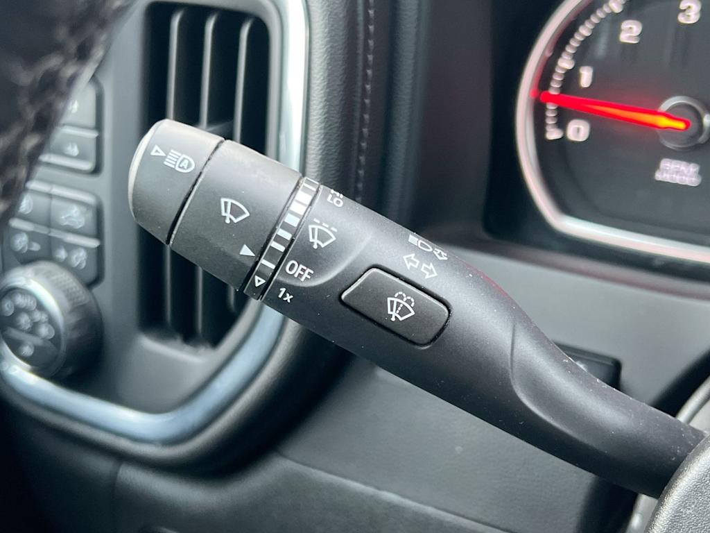 Thumbnail: 2022 Chevrolet Silverado 2500 - 13