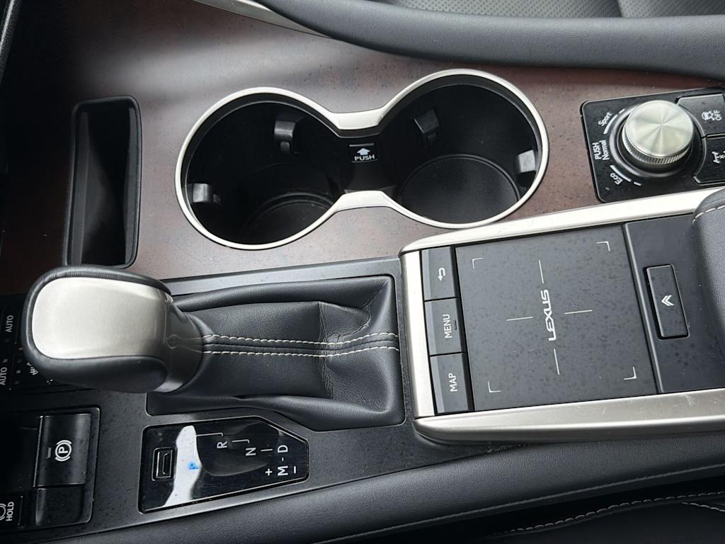 Thumbnail: 2022 Lexus RX - 36