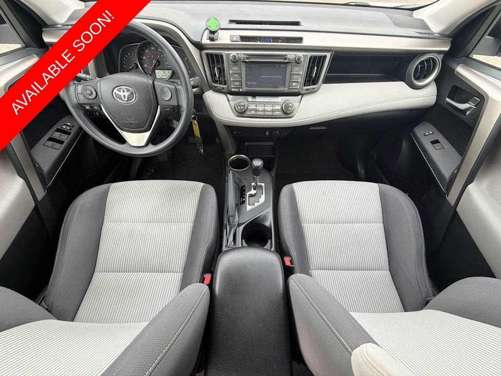 Thumbnail: 2015 Toyota RAV4 - 2