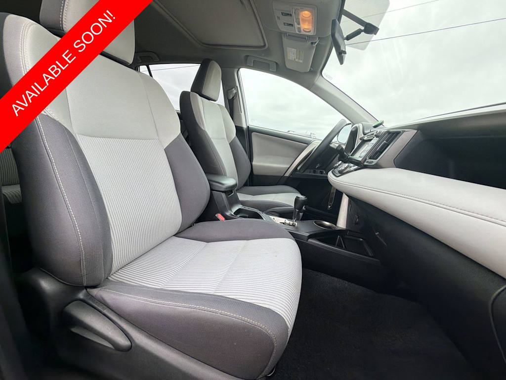 Thumbnail: 2015 Toyota RAV4 - 27