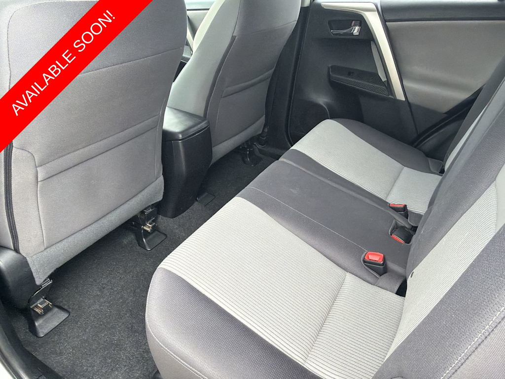 Thumbnail: 2015 Toyota RAV4 - 12