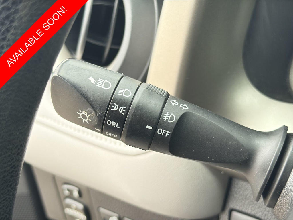 Thumbnail: 2015 Toyota RAV4 - 14