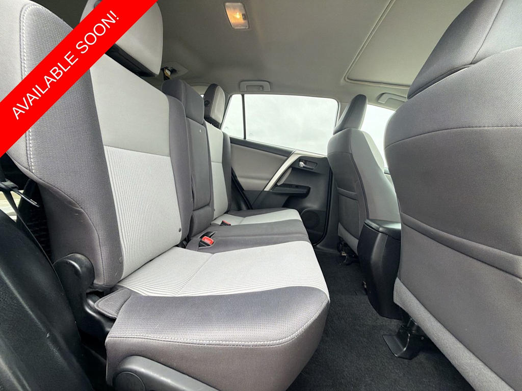 Thumbnail: 2015 Toyota RAV4 - 26