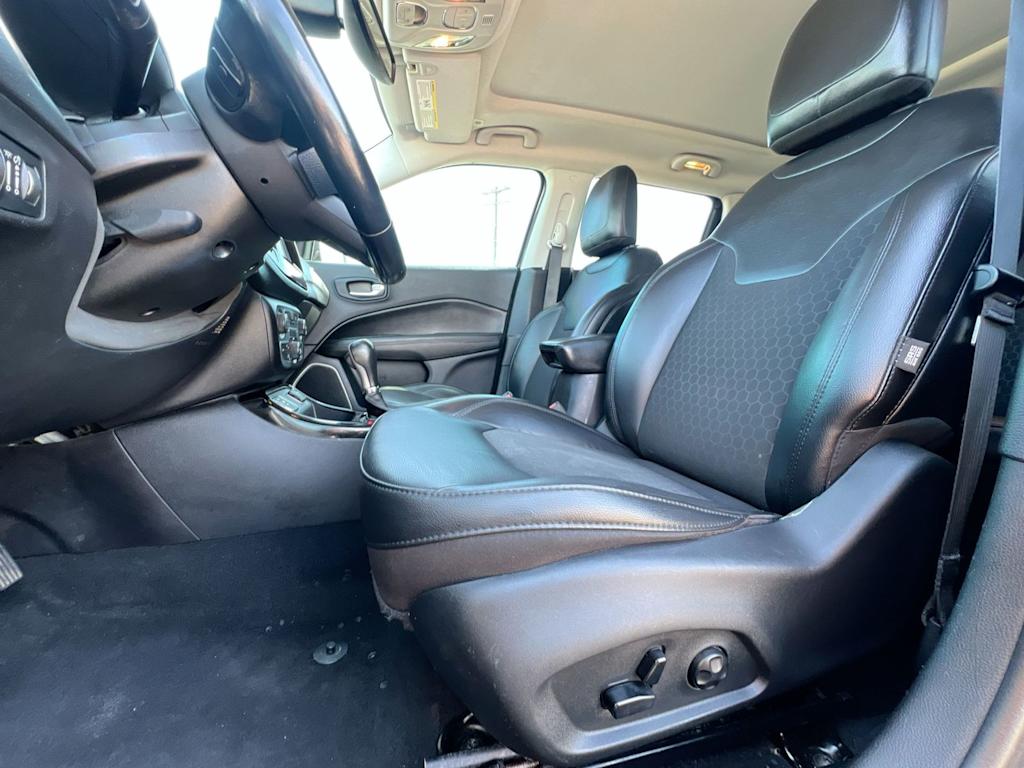 Thumbnail: 2019 Jeep Compass - 11