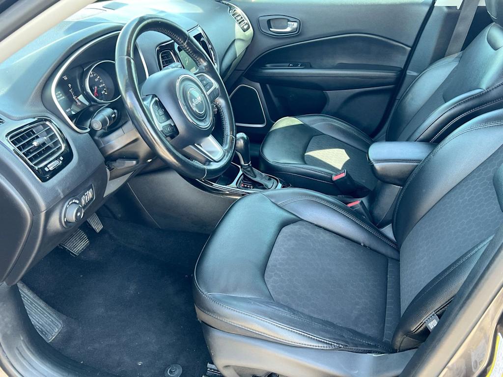 Thumbnail: 2019 Jeep Compass - 10