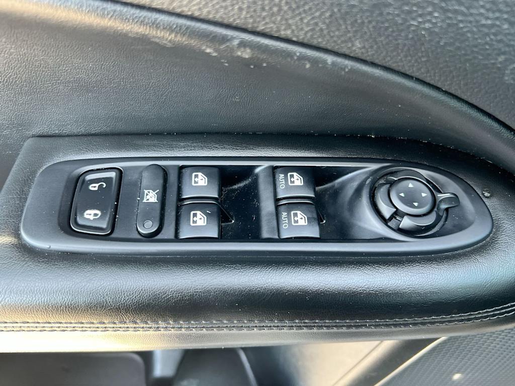 Thumbnail: 2019 Jeep Compass - 25