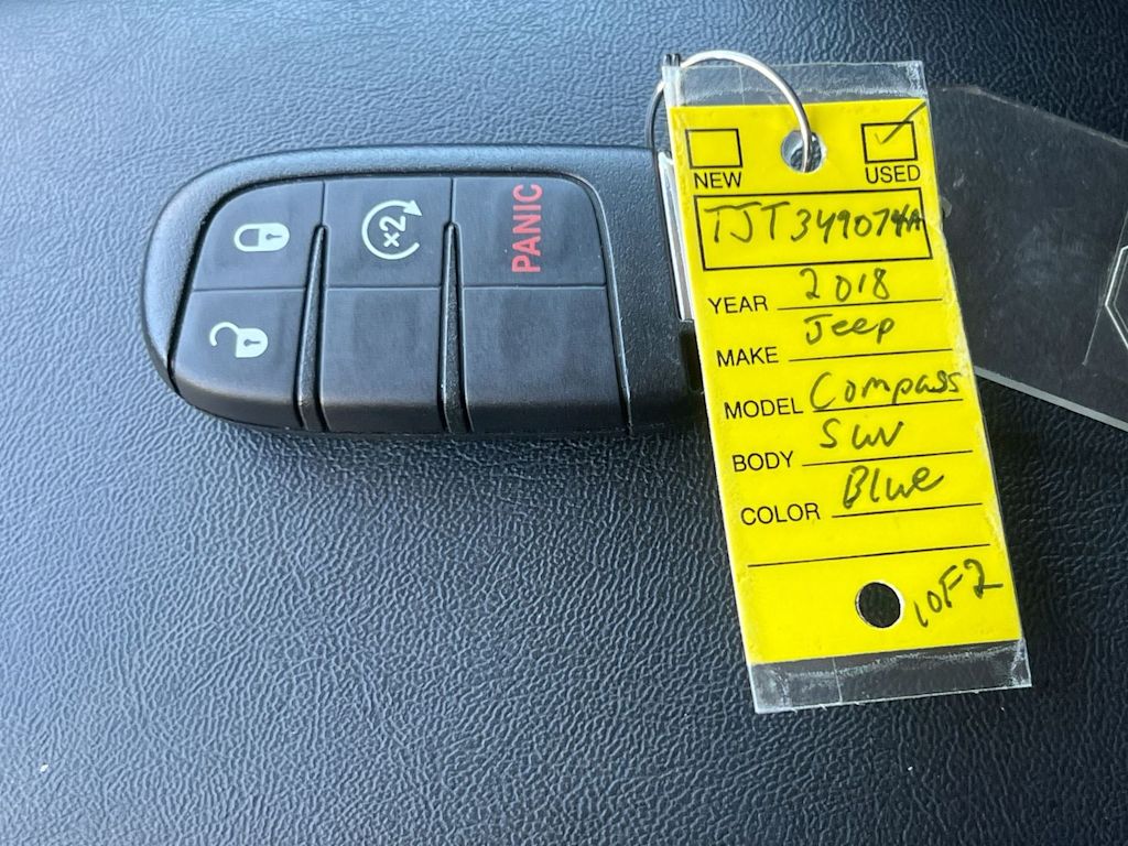 Thumbnail: 2018 Jeep Compass - 17