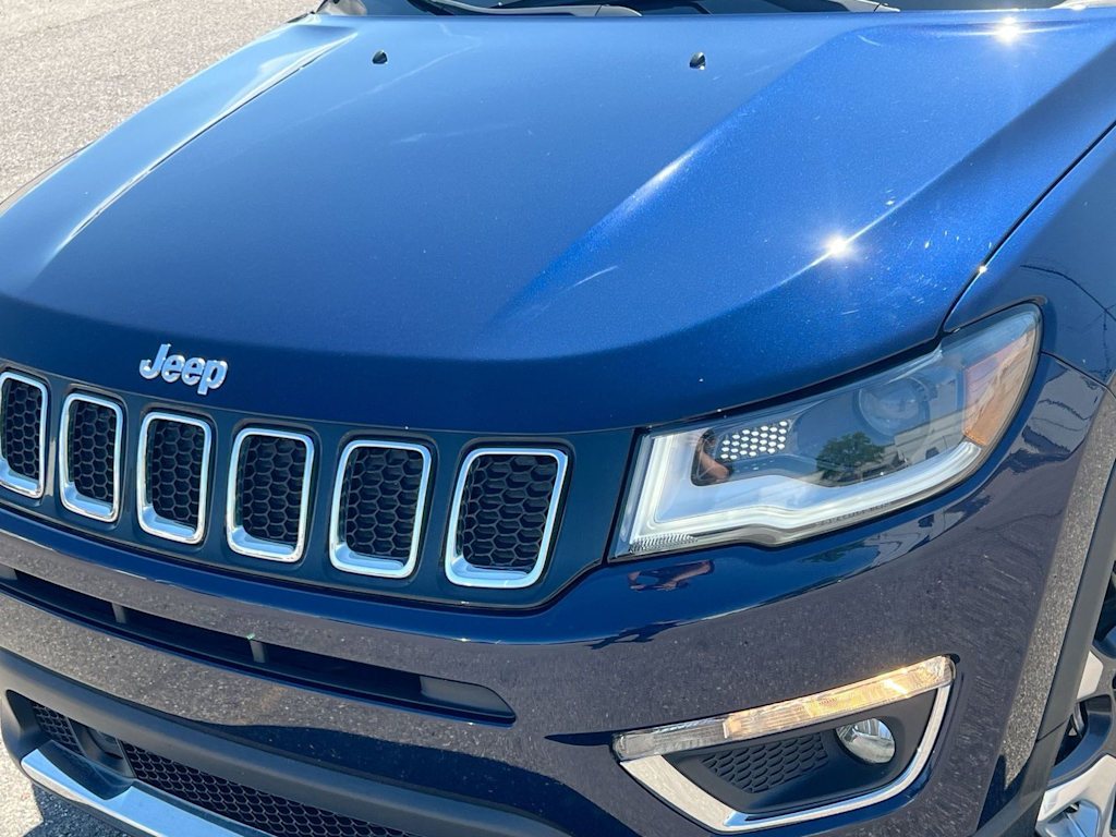 Thumbnail: 2018 Jeep Compass - 23