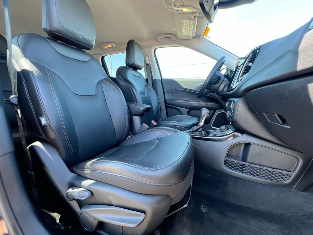 Thumbnail: 2018 Jeep Compass - 28
