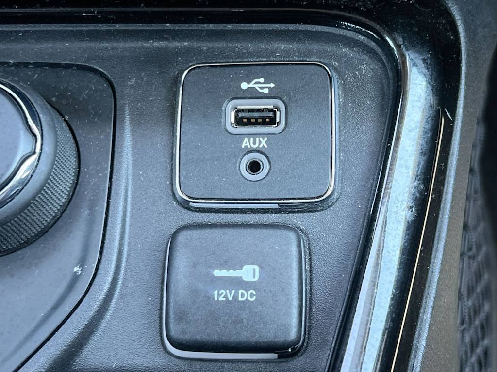 Thumbnail: 2018 Jeep Compass - 34