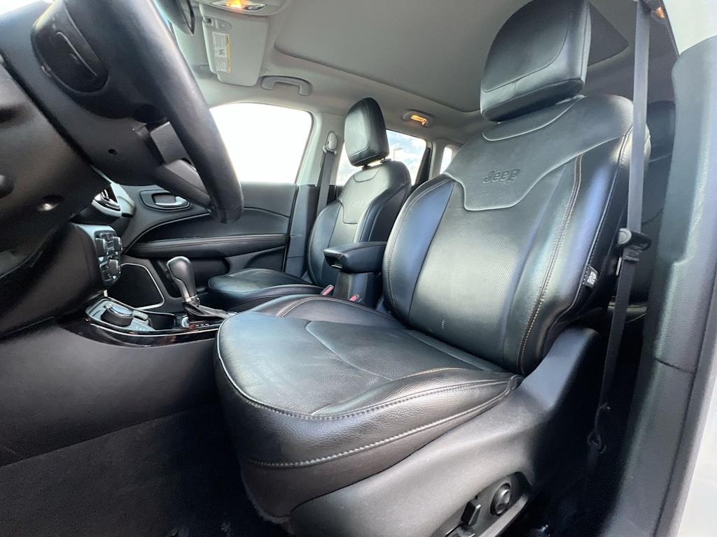 Thumbnail: 2020 Jeep Compass - 11