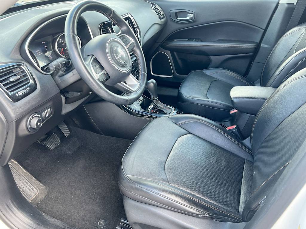 Thumbnail: 2020 Jeep Compass - 10