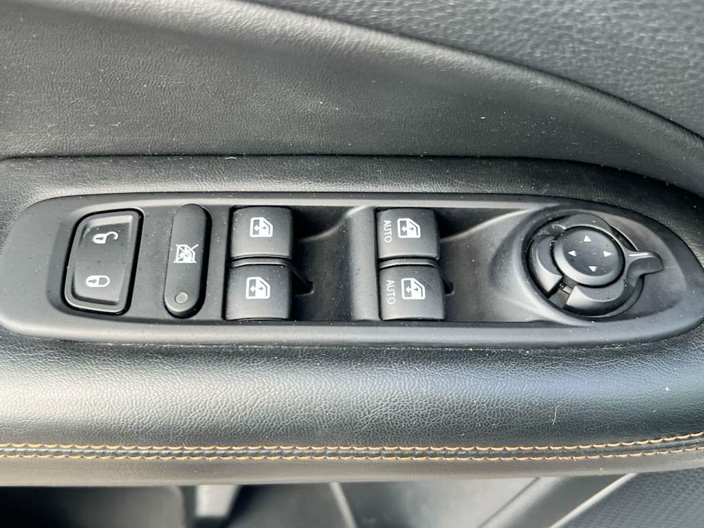 Thumbnail: 2020 Jeep Compass - 26