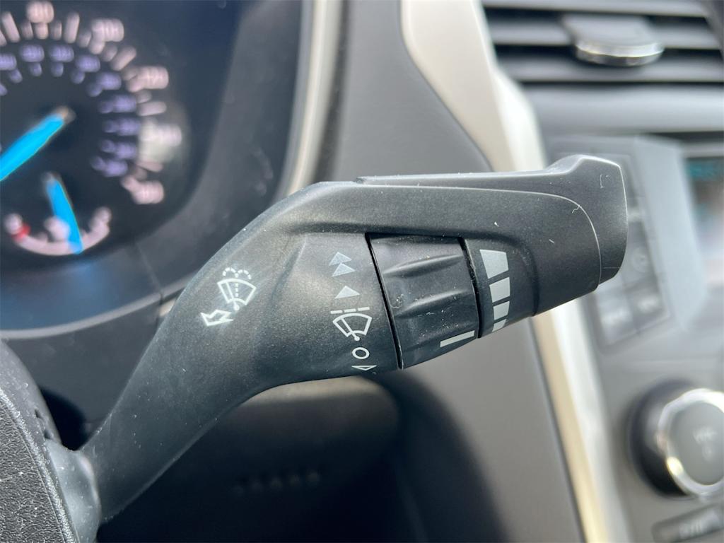 Thumbnail: 2014 Ford Fusion - 32