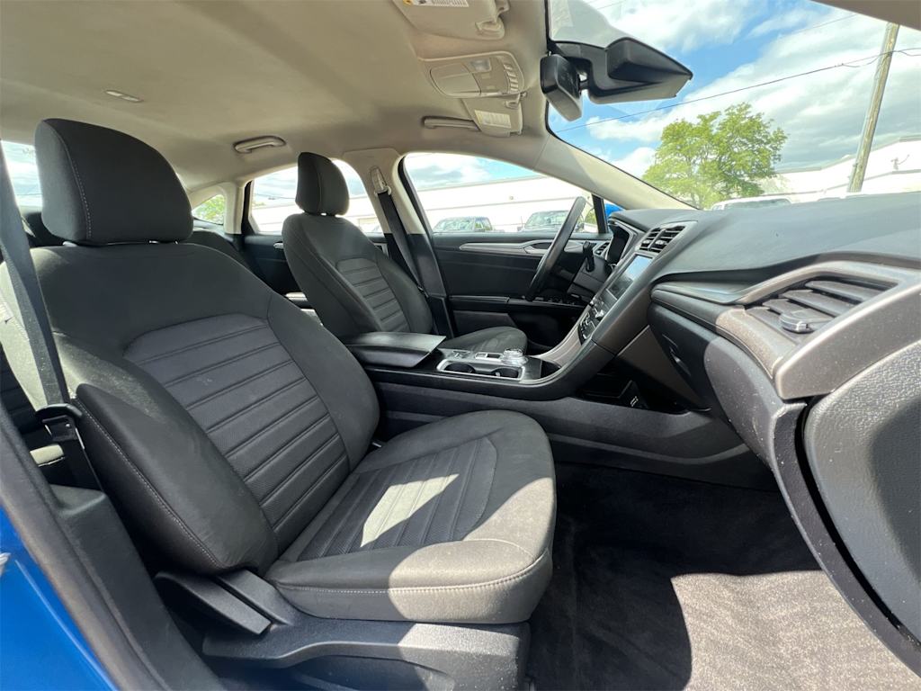 Thumbnail: 2020 Ford Fusion - 29