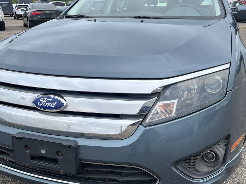 Thumbnail: 2011 Ford Fusion - 21